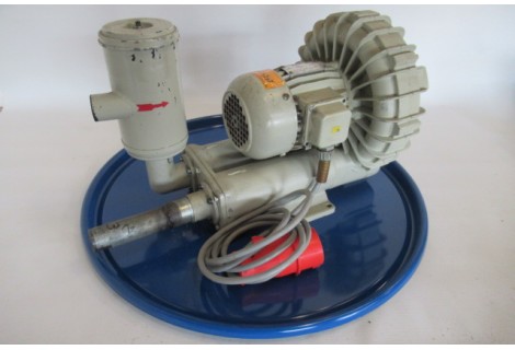 Blower zijkanaalventilator 0,37 KW 400 Volt . USED.